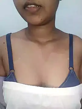 Snapshot of ASHUGIRL_JAY chatting on 02.05.25 ASHUGIRL JAY online show from 02.05.25
