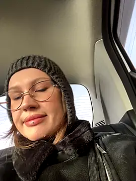 RinaCat online show from 11.06.25