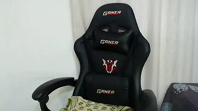 IceBellaCane313 online show from 09.19.25