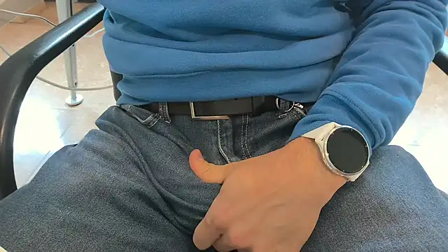 alessandroman2114 online show from 04.15.26