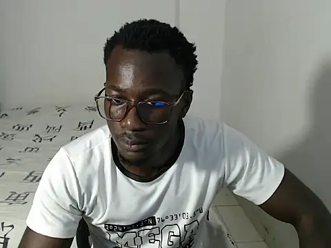  Lowmaypalacios online show from 03.25.26