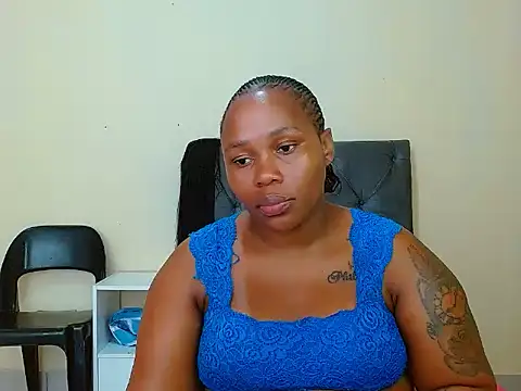 curvycloe1 online show from 03.10.25