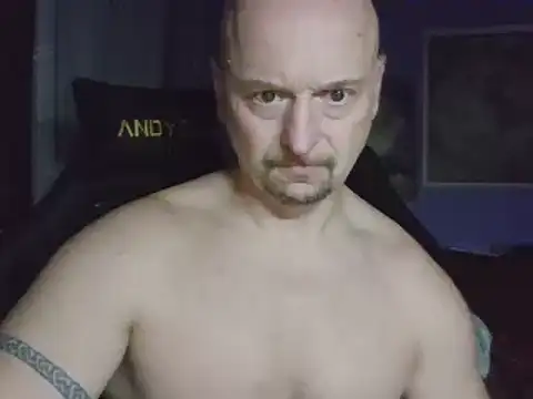 Snapshot of Sports-beast chatting on 03.05.25 Sports-beast online show from 03.05.25