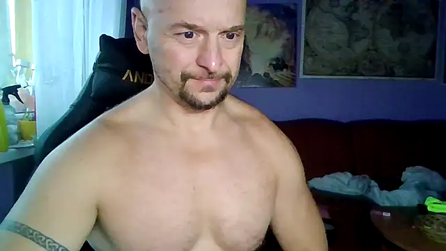 Snapshot of Sports-beast chatting on 11.01.25 Sports-beast online show from 11.01.25