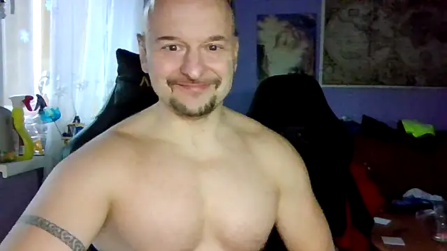 Snapshot of Sports-beast chatting on 02.05.26 Sports-beast online show from 02.05.26