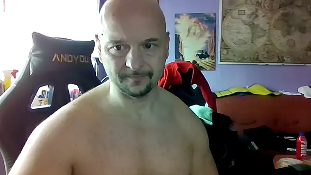 Snapshot of Sports-beast chatting on 02.12.26 Sports-beast online show from 02.12.26