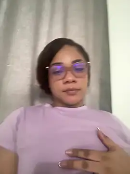 Snapshot of ashley_Tompson1 chatting on 10.22.25 ashley Tompson1 online show from 10.22.25