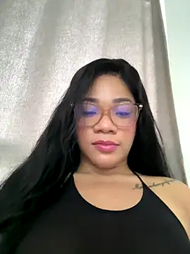 Snapshot of ashley_Tompson1 chatting on 11.05.25 ashley Tompson1 online show from 11.05.25