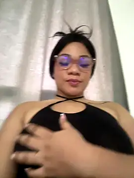 Snapshot of ashley_Tompson1 chatting on 11.14.25 ashley Tompson1 online show from 11.14.25