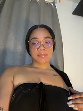 Snapshot of ashley_Tompson1 chatting on 02.26.26 ashley Tompson1 online show from 02.26.26