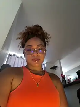 Snapshot of ashley_Tompson1 chatting on 04.21.26 ashley Tompson1 online show from 04.21.26
