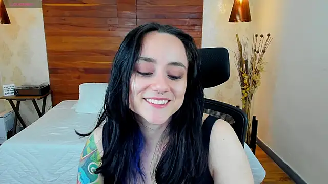 KatherineBond online show from 01.24.25