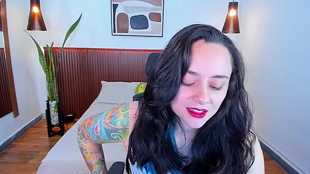 KatherineBond online show from 09.08.25