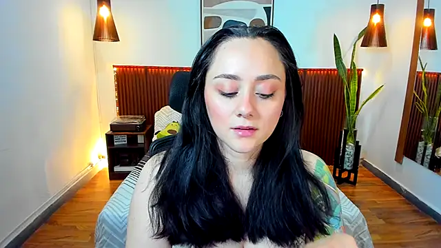 KatherineBond online show from 11.21.25