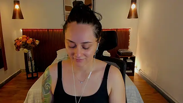 KatherineBond online show from 06.20.26