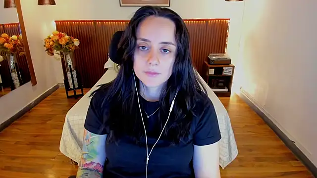 KatherineBond online show from 06.27.26