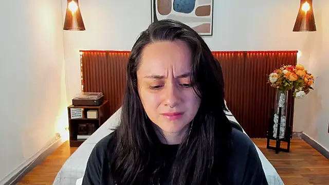 KatherineBond online show from 07.14.26