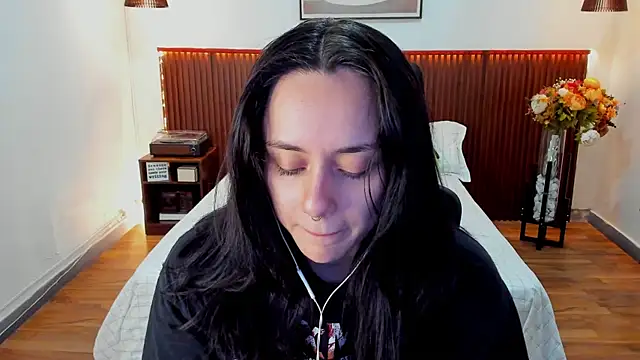 KatherineBond online show from 07.15.26