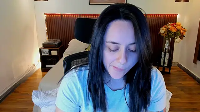 KatherineBond online show from 07.17.26