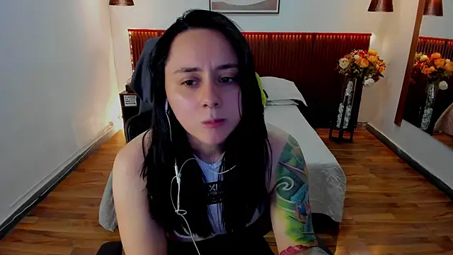 KatherineBond online show from 07.22.26