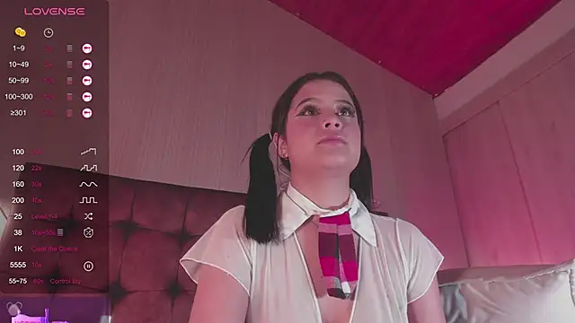 Sofi Blossom online show from 02.19.25