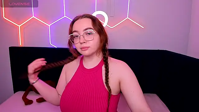 Emma adorablle online show from 02.08.25