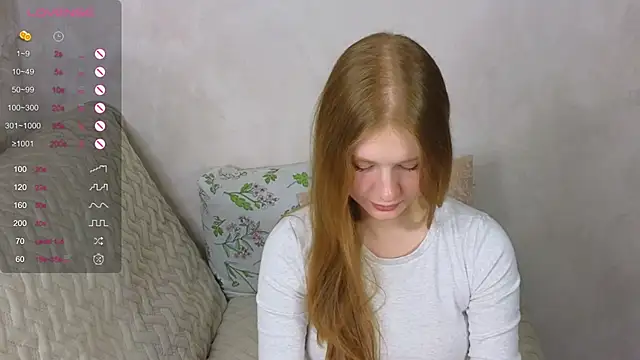 TrissMerigold9 online show from 02.26.25