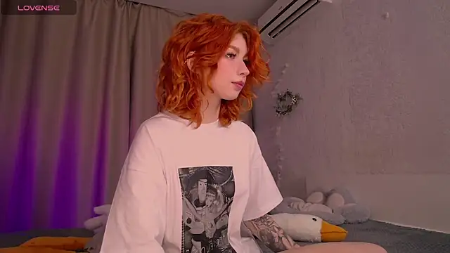 Snapshot of Evaa_Moonn_ chatting on 01.27.25 Evaa Moonn  online show from 01.27.25