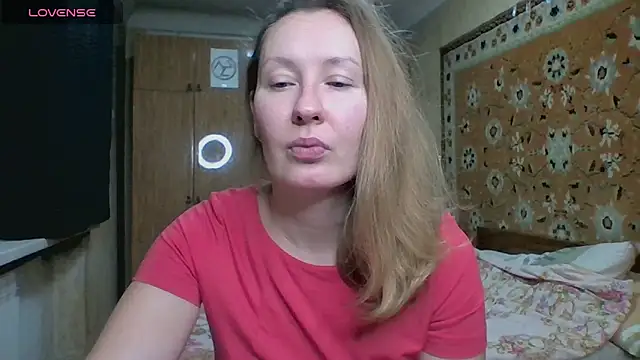 AnnaXLovers online show from 11.12.25