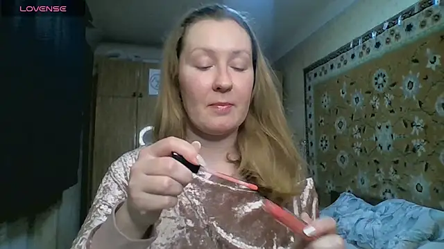 AnnaXLovers online show from 02.13.26