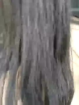 Snapshot of Farouha-aa chatting on 02.05.25 Farouha-aa online show from 02.05.25