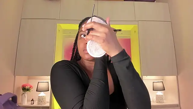 tamaraa smiith online show from 01.11.26