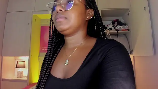 tamaraa smiith online show from 04.04.26