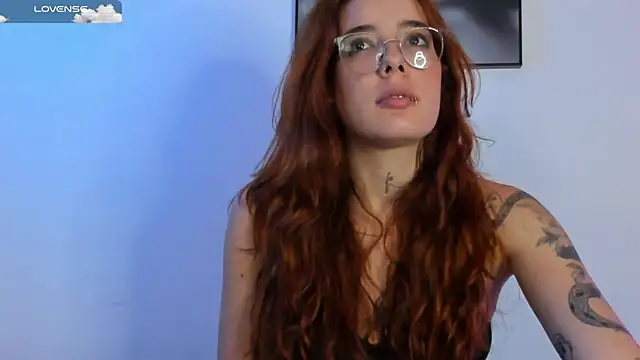 Snapshot of Manuela_monroe chatting on 02.05.25 Manuela monroe online show from 02.05.25