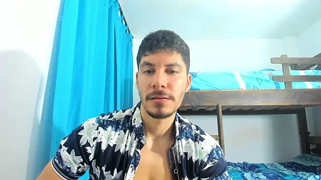 Snapshot of daniel_sexy777 chatting on 10.30.25 daniel sexy777 online show from 10.30.25