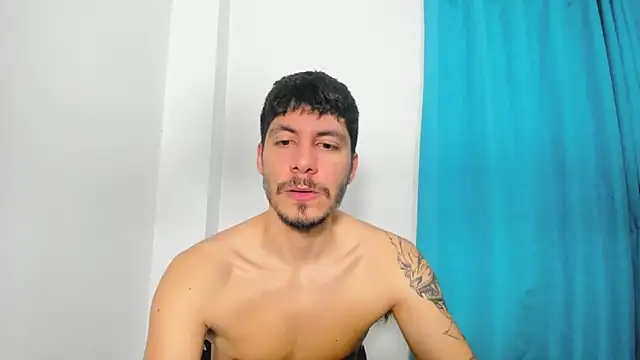 Snapshot of daniel_sexy777 chatting on 02.10.26 daniel sexy777 online show from 02.10.26