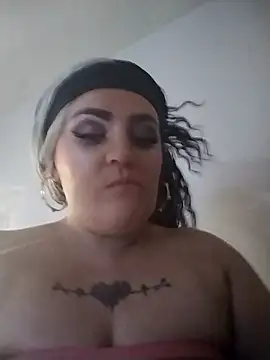 TiahhMarie online show from 01.16.26