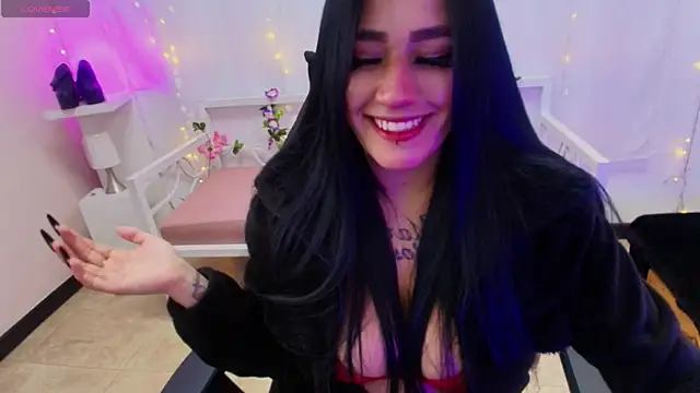 Snapshot of chica_Hetfield chatting on 01.24.25 chica Hetfield online show from 01.24.25