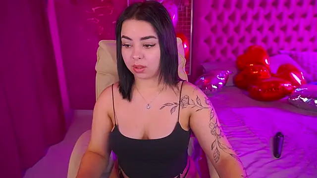 SusieWood online show from 02.10.26