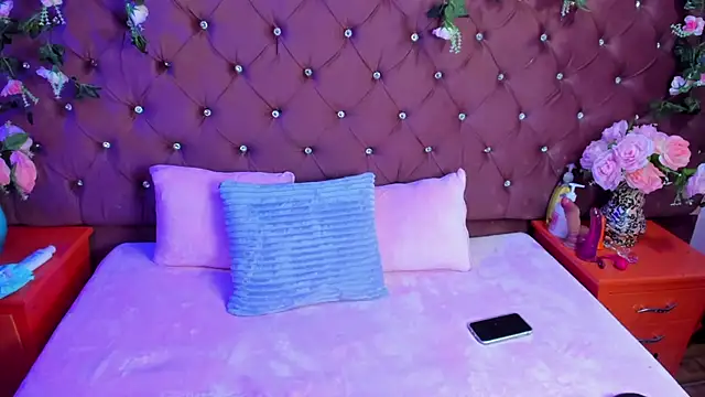 Snapshot of milly_print chatting on 09.17.25 milly print online show from 09.17.25