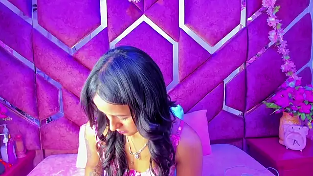 Snapshot of milly_print chatting on 09.21.25 milly print online show from 09.21.25