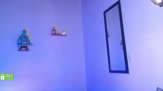 Snapshot of visaelX chatting on 03.21.25 visaelX online show from 03.21.25