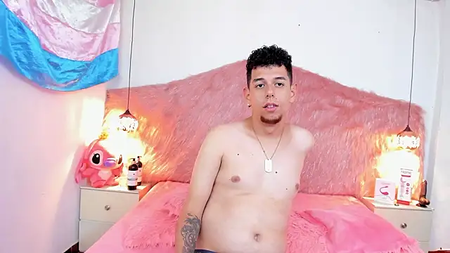 Derek and Skarlet online show from 03.11.26