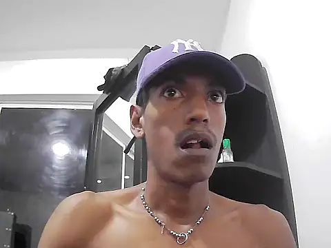 AlbertBigCock online show from 03.17.26