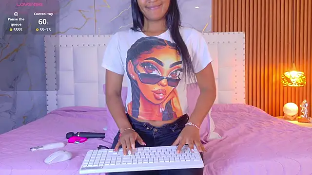 indianschoolgirl online show from 04.06.26