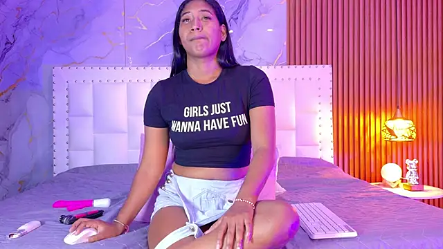 indianschoolgirl online show from 04.14.26