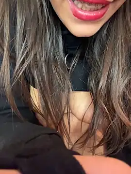 Snapshot of laptrona-lolo chatting on 02.28.25 laptrona-lolo online show from 02.28.25