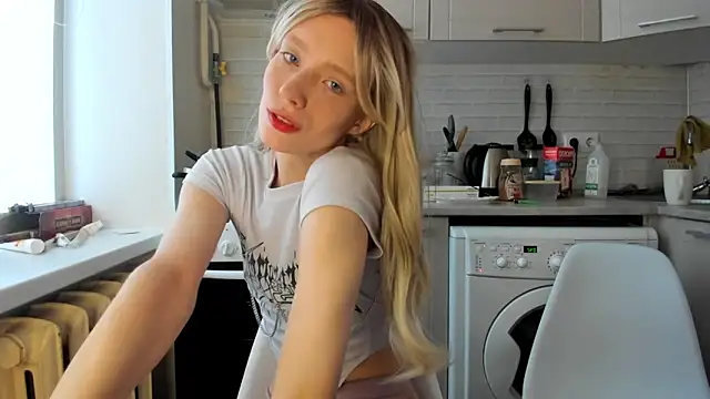  Alice Kitty online show from 01.11.25