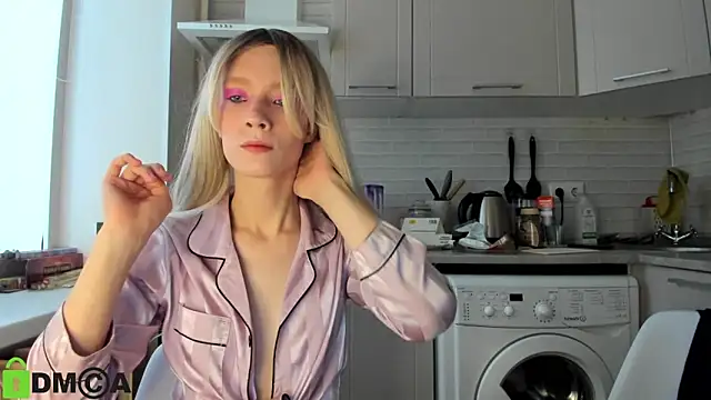  Alice Kitty online show from 01.14.25