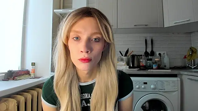  Alice Kitty online show from 01.16.25